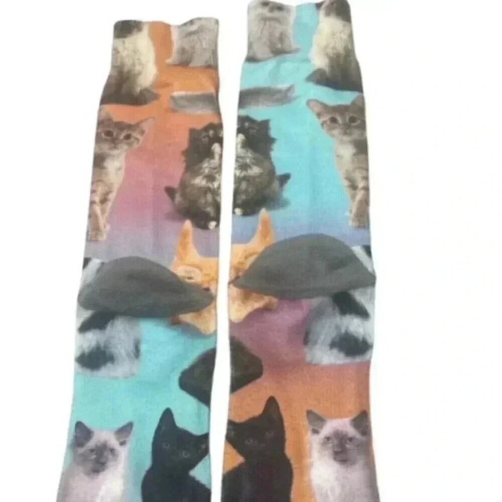 Cat Silver Tabby Socks Full Body Fun Novelty Dress Casual Unisex SOX Kitten Pet - Picture 2 of 3